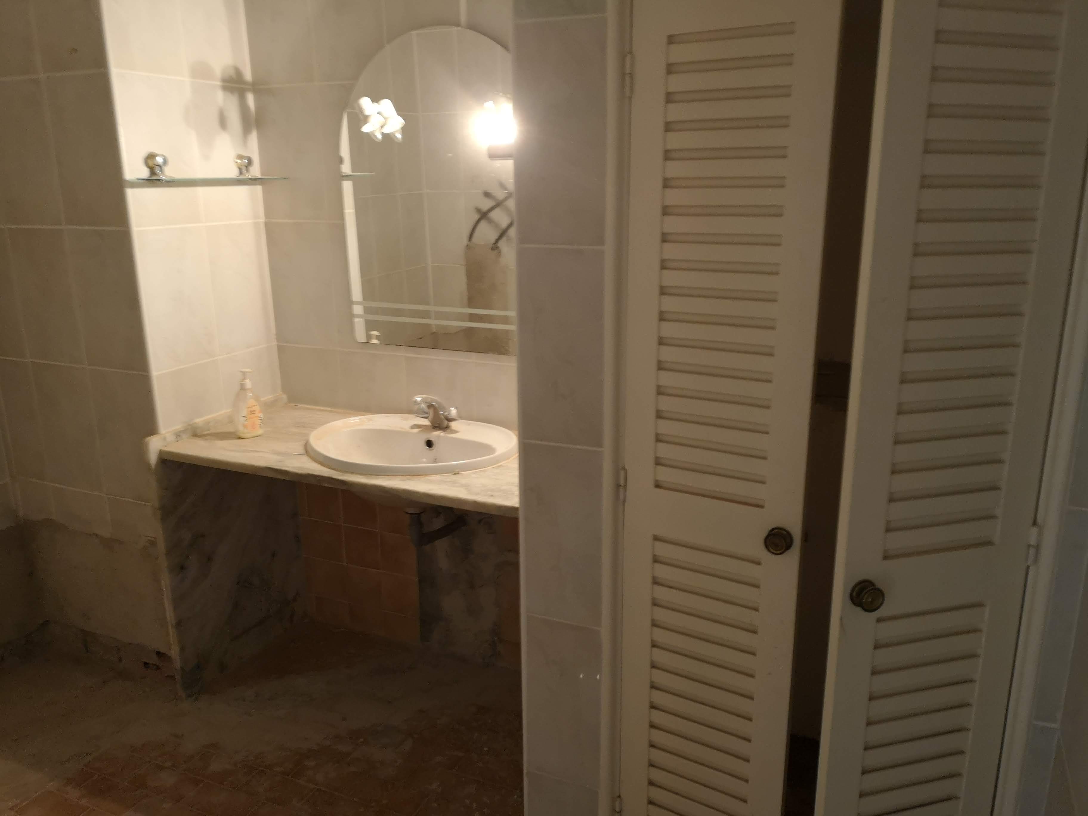 Fotografia do Antes da Remodelação - Casa de banho